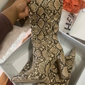 Steve Madden Tan Snake Boots
